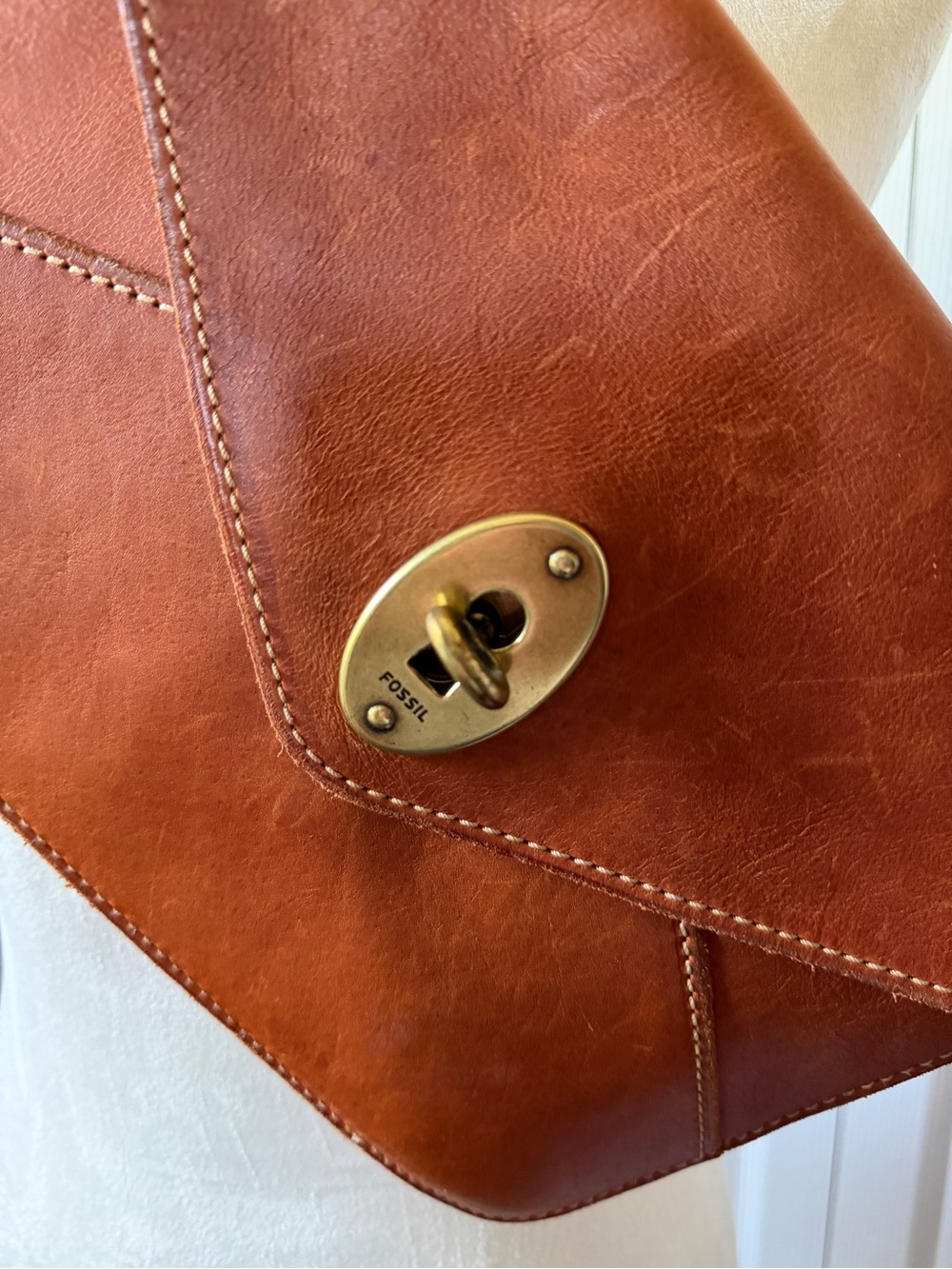 Fossil Brown Leather Wristlet Clutch with Gold Hardware - Picture 4 of 5